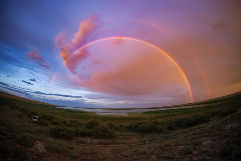 Двойная радуга на закатеphoto preview