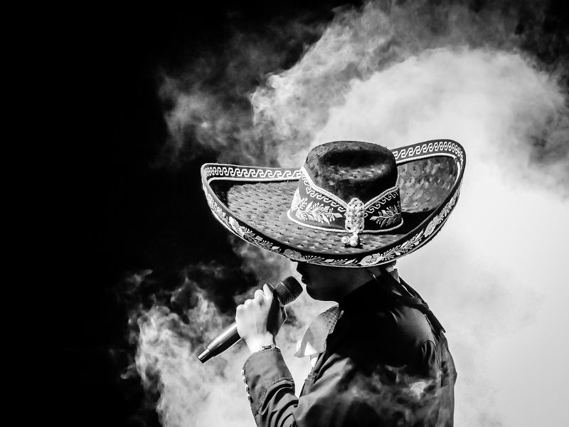 The Mariachiphoto preview