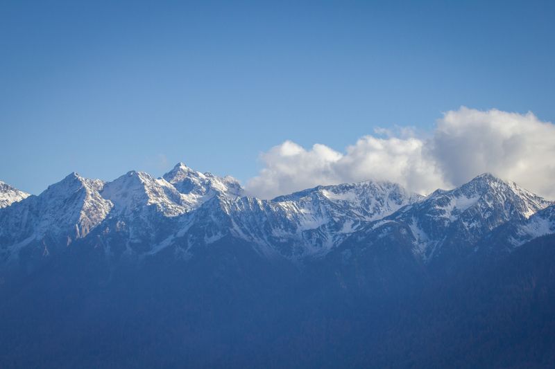 Между небом и землейphoto preview