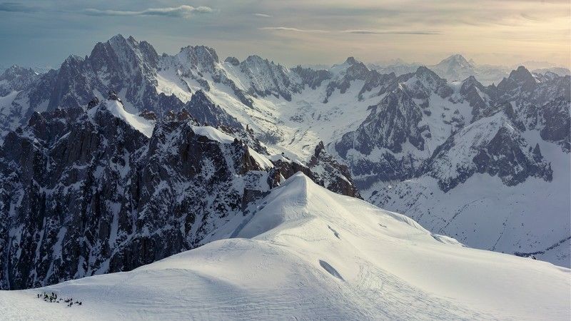 the roof of europephoto preview