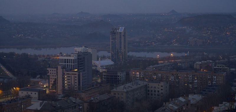 Донецк, Донбасс, город, Вечер, сумерки, ночь, огни, пейзаж, городской,  Вечерний Донецкphoto preview