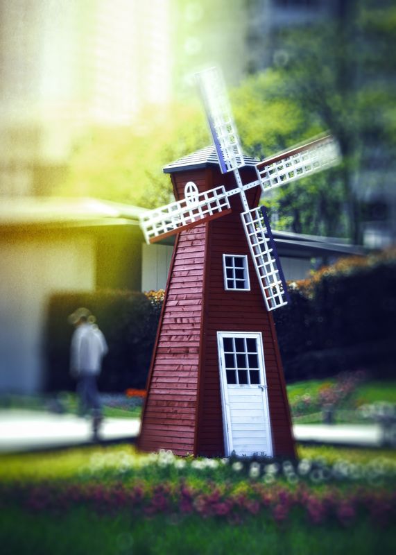 红色风车 红色风车photo preview