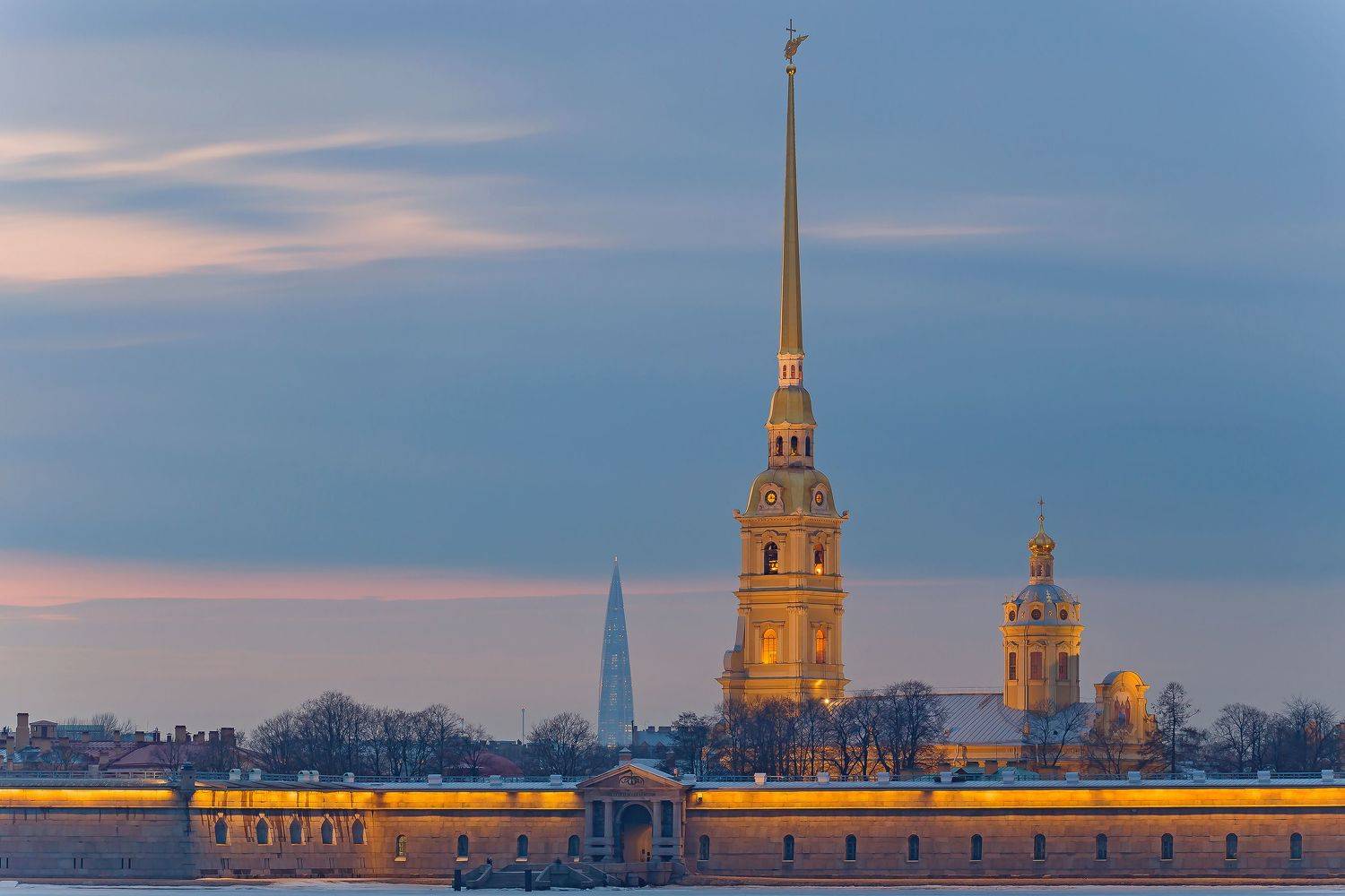 Вечерело на Петропавловке.... Автор: Подосинников Максим санкт петербург, город, петропавловская крепость, вечер, архитектура, Подосинников Максим