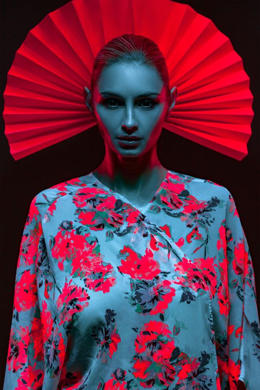 Portrait of young womanphoto preview