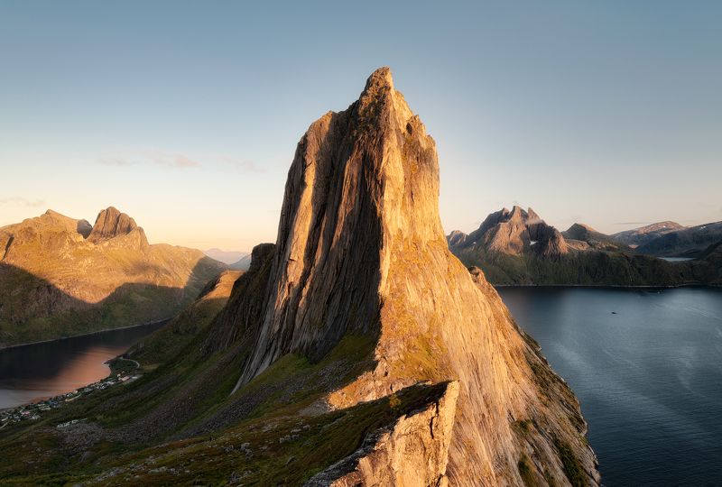 норвегия, лофотен, лофотенские острова, сенья, гора, сегла, norway, lofoten, lofoten islands, senja, segla, mountain Остров Сенья / Senjaphoto preview
