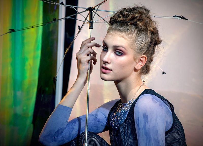 девушка,модель,зонтик Милана (2)photo preview