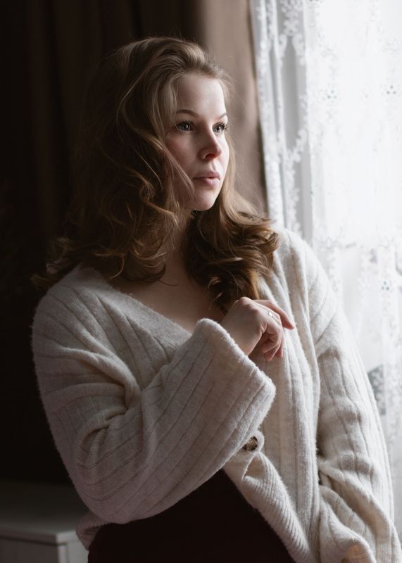 портрет, спальня, русая девушка, женский портрет, портрет в интерьере, кружевное белье, кружева Автопортрет фото превью