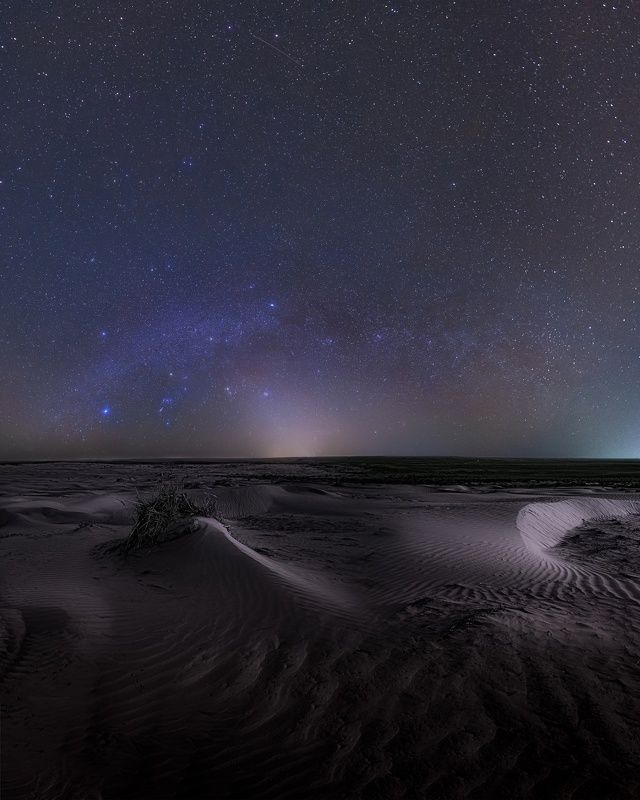 барханы, пустыня, млечный путь, зодиакальный свет Ночь в пустынеphoto preview