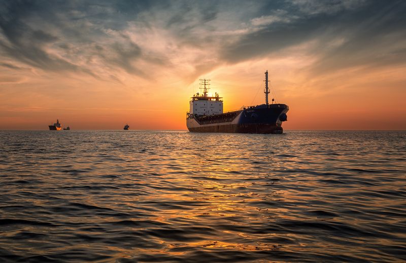 На рейде Финского залива. фото превью