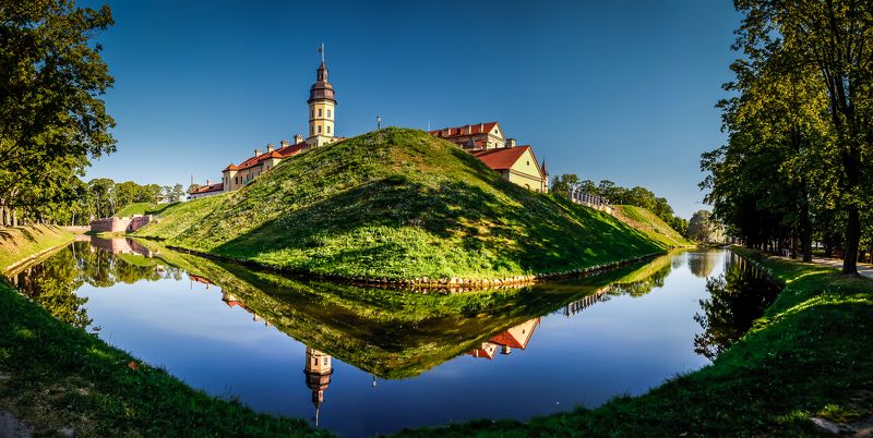 Не́свижский за́мокphoto preview