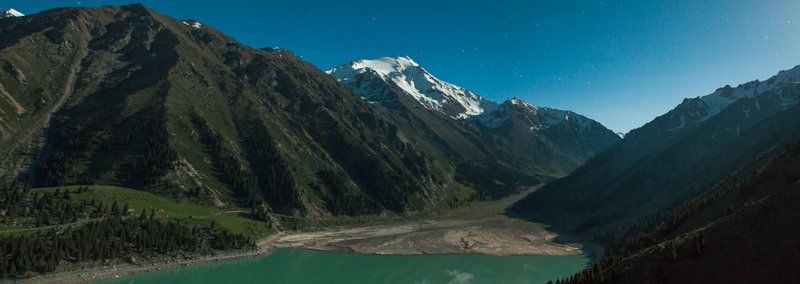 Almaty  Лунная ночь на БАО фото превью