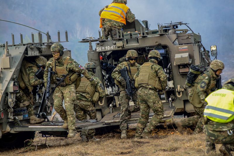 military, training, people military lifephoto preview