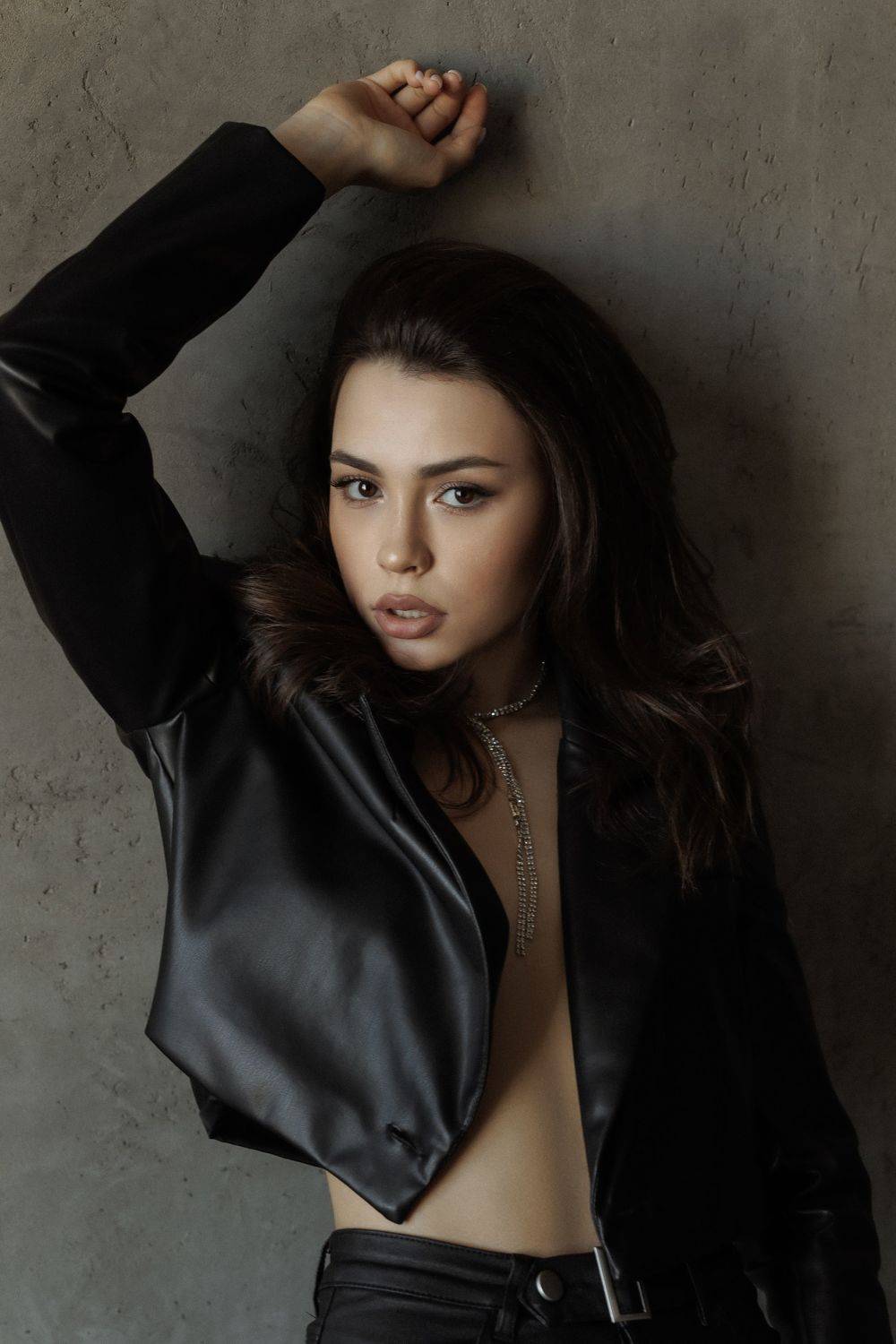 Алина. Автор: Иванов Станислав , Иванов Станислав