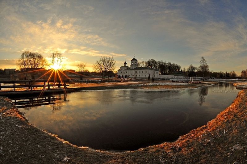 Морозной и солнечный рассвет.photo preview