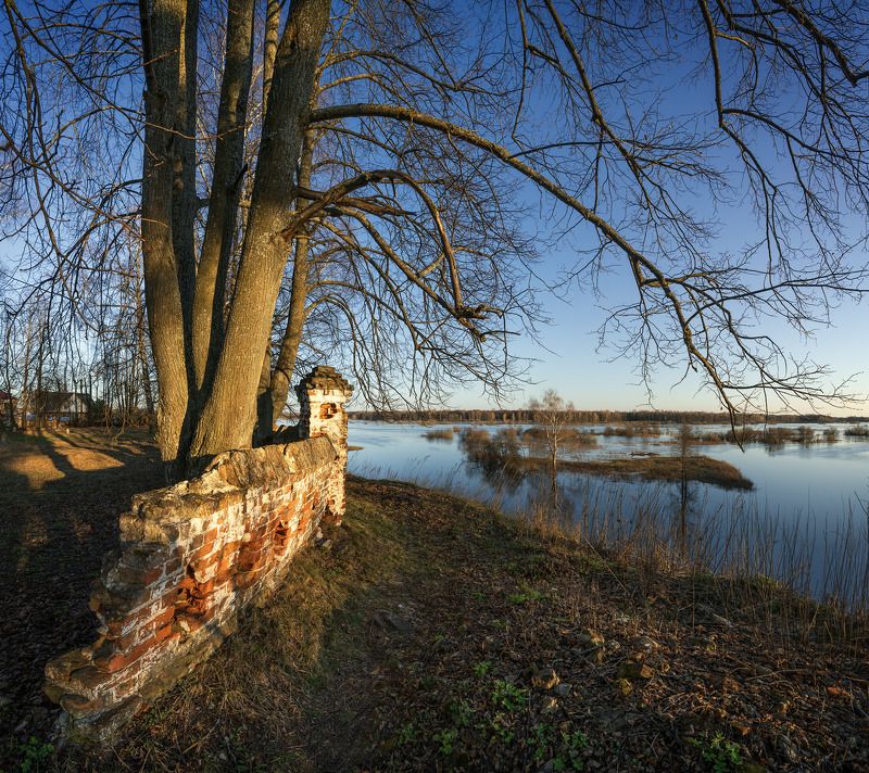 простор, половодье, разлив Над просторомphoto preview