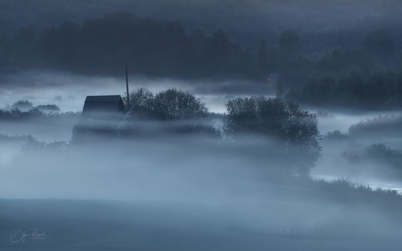 пушкинские горы, михайловское, псковская область, пейзаж, туман, мельница, сороть По ту сторону туманаphoto preview