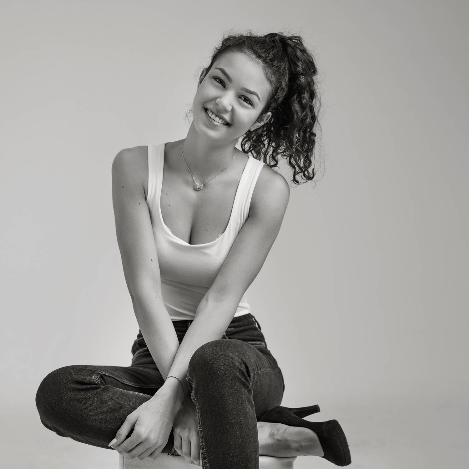 :). Автор: Георгиев Иван , Георгиев Иван