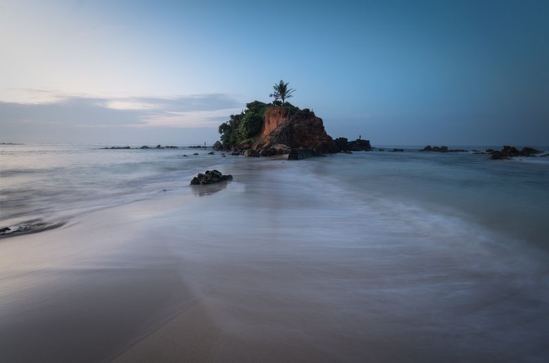 Индийский океан на рассвете. Шри-Ланка, Мирисса.photo preview