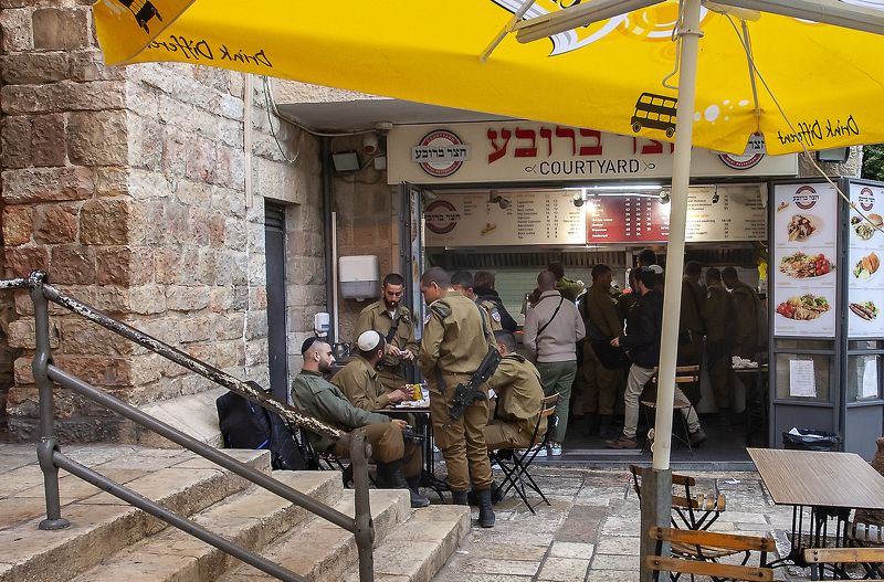 Армейский перекусphoto preview