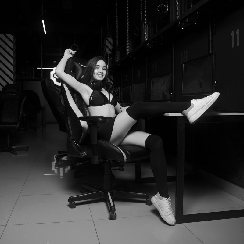 Cyber sport (CS:GO russian girls)photo preview