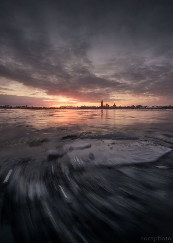 санкт-петербург, спб, россия Невский ледоход фото превью