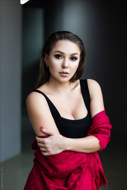 girl,woman,eyes,beauty,portrait,fashion,light,девушка,портрет,свет, глаза Marinaphoto preview