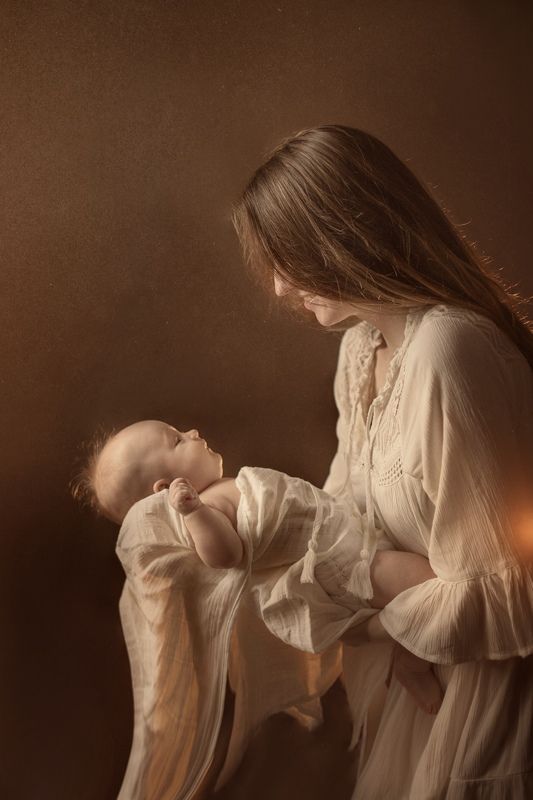 семья, дети, материнство, новорожденный С дочкойphoto preview