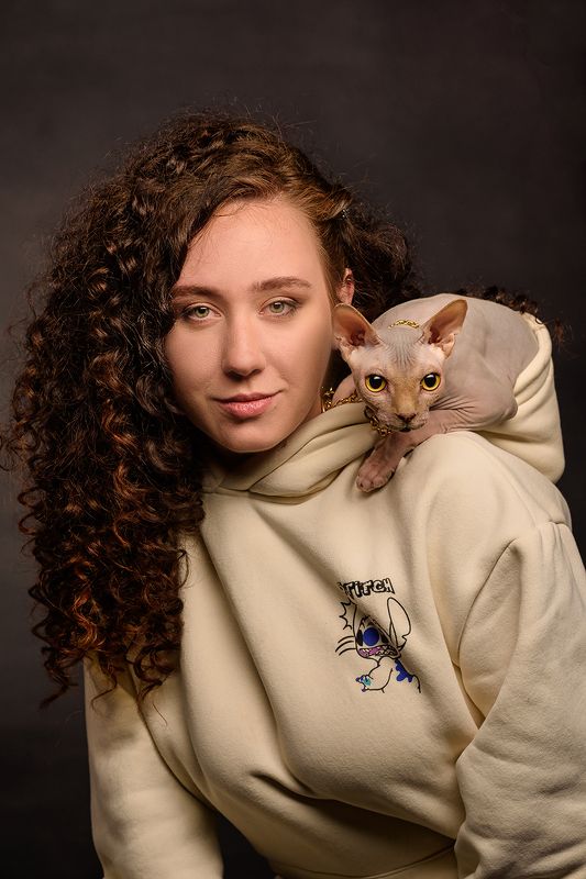 женский портрет, кот Вдвоёмphoto preview