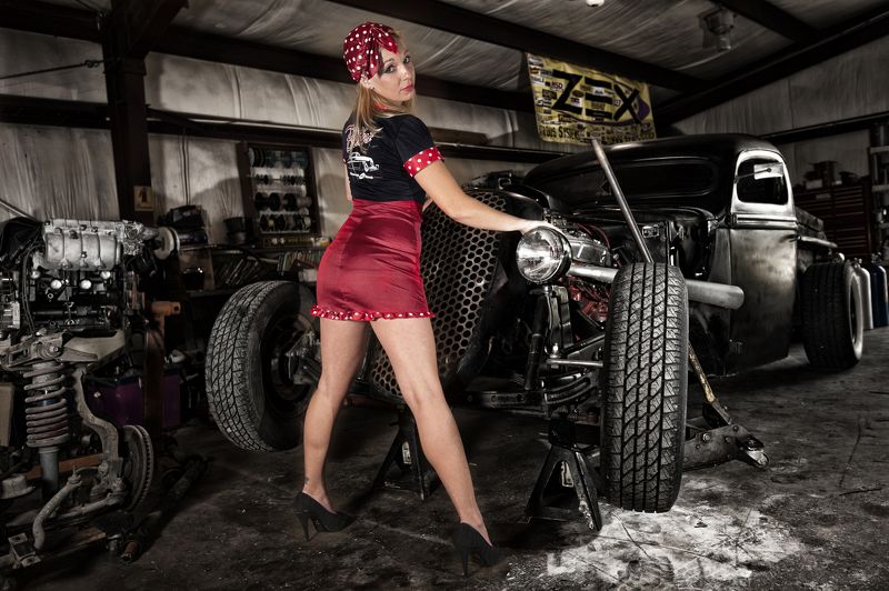 hot rod, car, red, pinup Rat Rod Pin-Upphoto preview