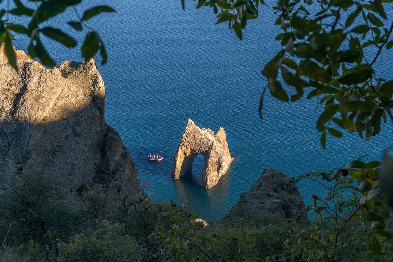 крым, кара-даг, золотые ворота, черное море Золотые Ворота фото превью