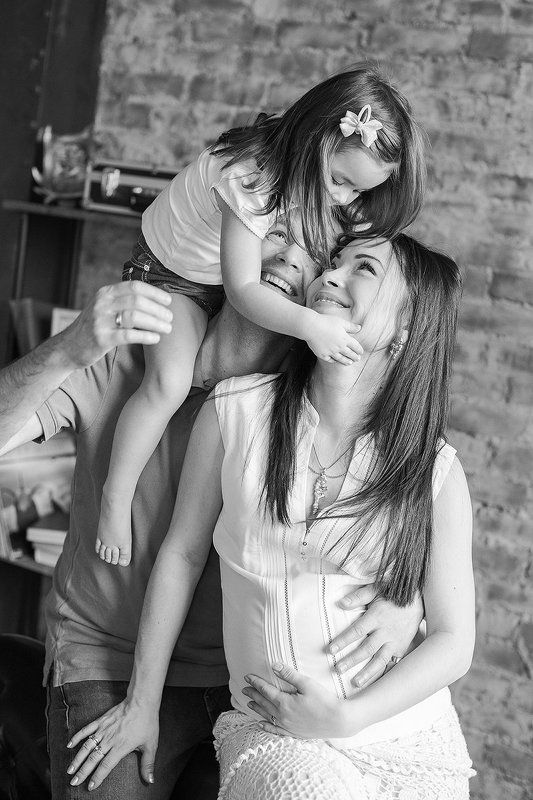 семья, в ожидании, мама,папа,дочка Семьяphoto preview