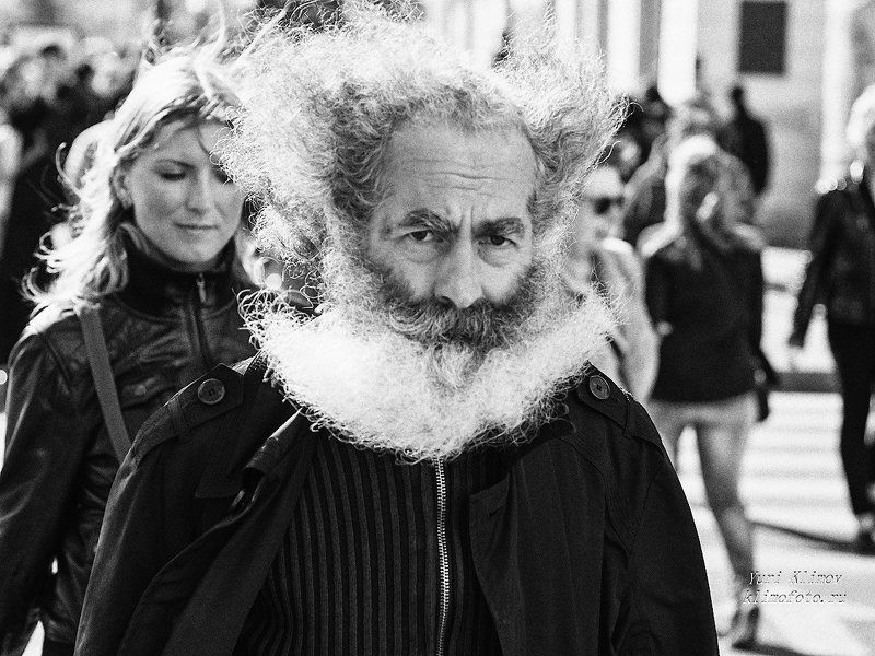 Случайный взгляд из толпы...photo preview