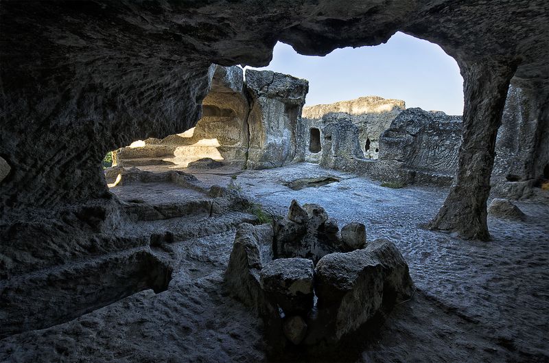 Пещерные города Крымаphoto preview