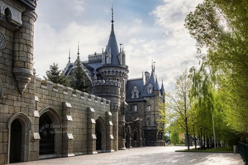 замок гарибальди, архитектура, весна, замок Замок Гарибальдиphoto preview