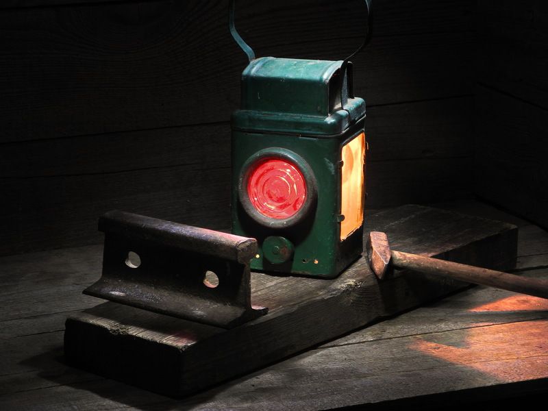 фонарь, молоток, рельсы, история, Фонарь обходчика.photo preview