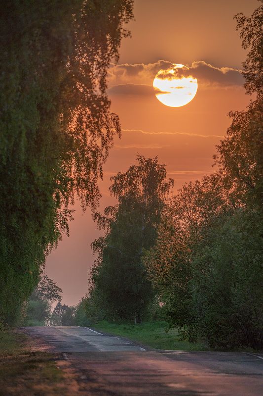 Закат на малой дорогеphoto preview