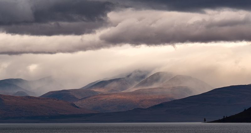 монголия, хубсугул, осень Непогода на Хубсугуле фото превью