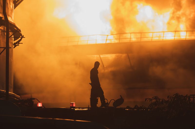 Explosión de Base de Supertanqueros de Matanzas  Explosión de Base de Supertanqueros de Matanzas photo preview