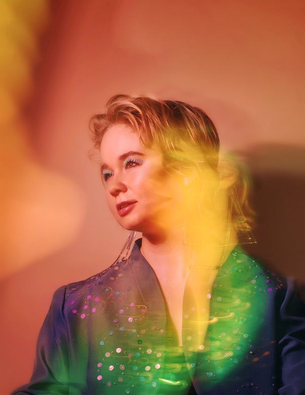 Движение, длинная выдержка  Автопортрет на длинной выдержке photo preview