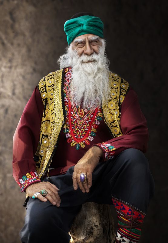 #portrait #beard #turban #face #people  The Kingphoto preview