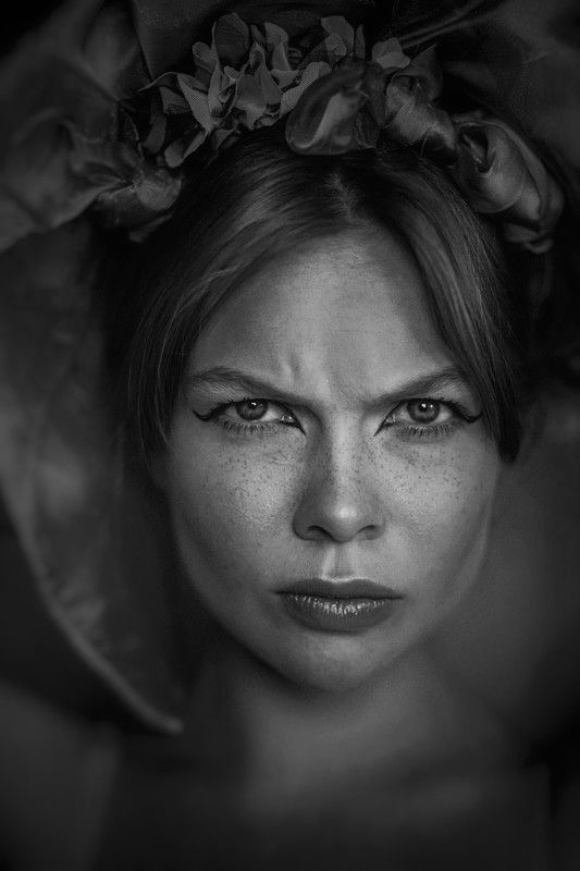 черно-белое,жанровый портрет,гламур, девушка Девушка с характеромphoto preview