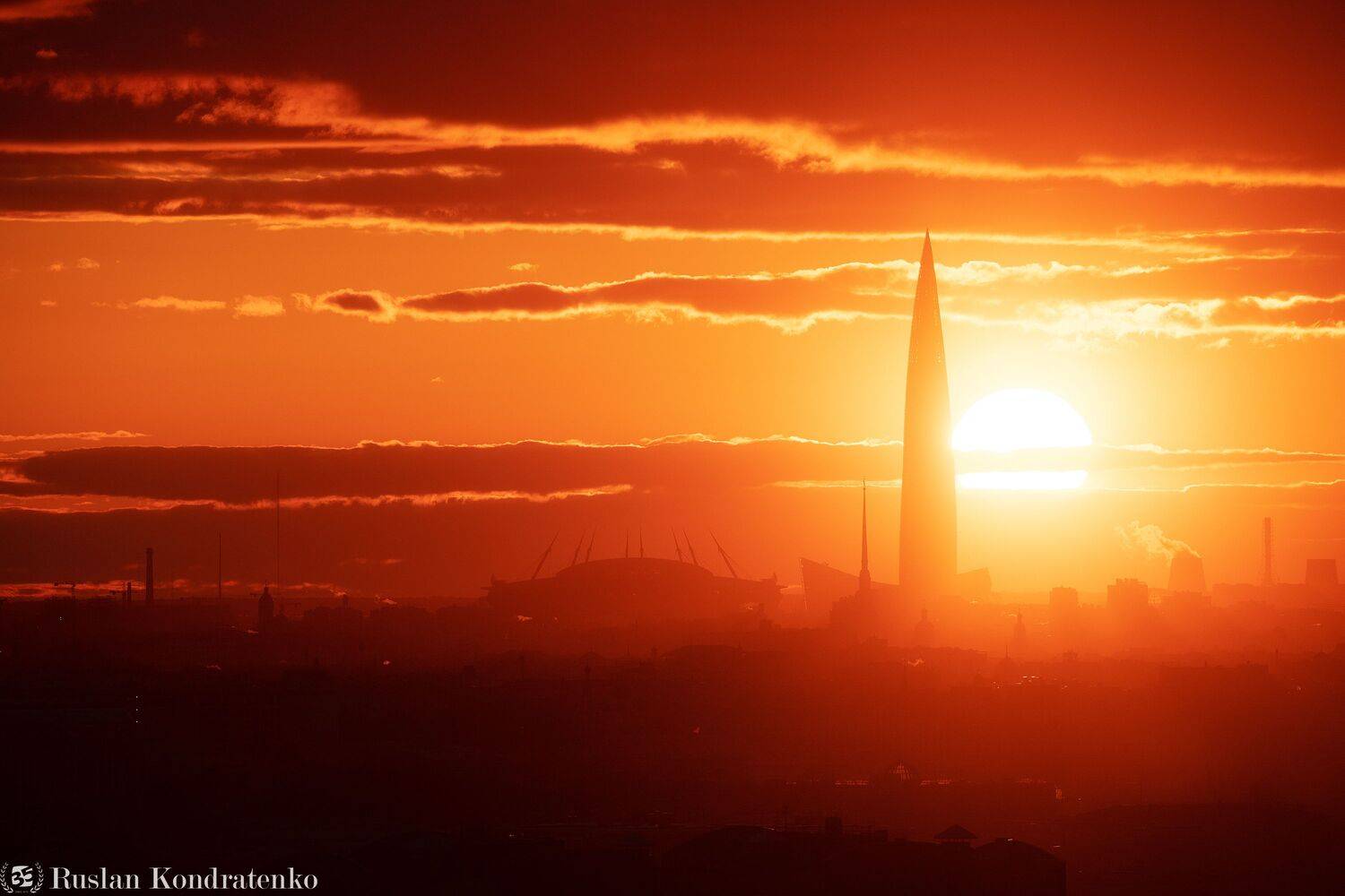 санкт-петербург, закат, лахта-центр, лахта, небоскреб, прострел, time blending, композитная фотография, газпром-арена, петропавловский собор, петропавловская крепость, Руслан Кондратенко