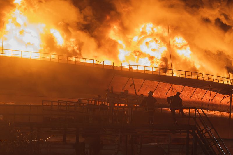 Explosión de Base de Supertanqueros de Matanzas  Explosión de Base de Supertanqueros de Matanzas photo preview