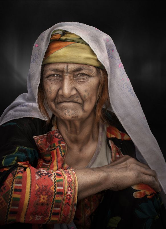 #portrait #people #Gypsy #turban #face #human Old Gypsyphoto preview