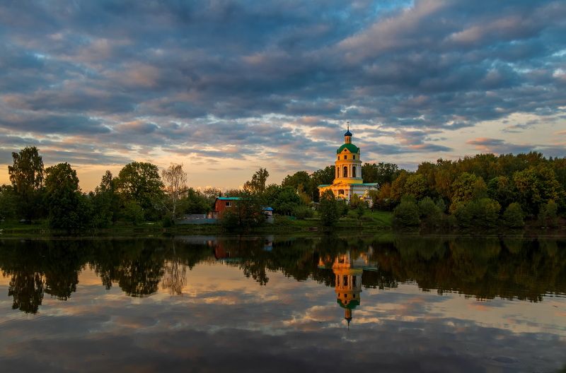 Вечером в Гребневоphoto preview
