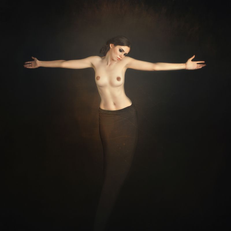 nude woman SURENDERphoto preview