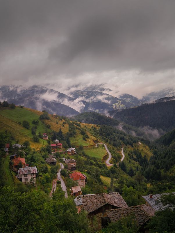 Rainy afternoon in Zornitsaphoto preview
