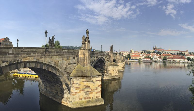 Карлов мостphoto preview