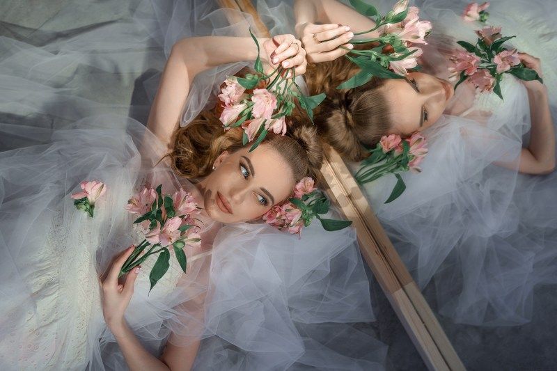 Blue eyesphoto preview