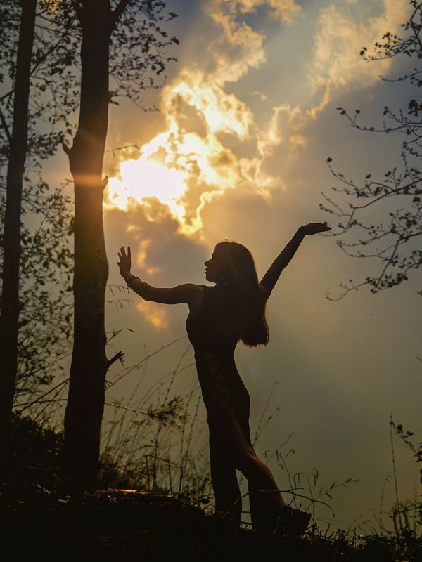 Танцы на закатеphoto preview